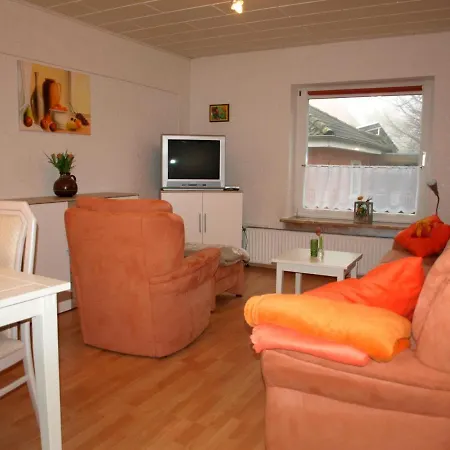 Apartament Feriendoppelhaus Ruehmann Nr 2 *